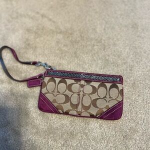Coach Khaki Jacquard Signature C Berry Purple Suede Trim Wristlet